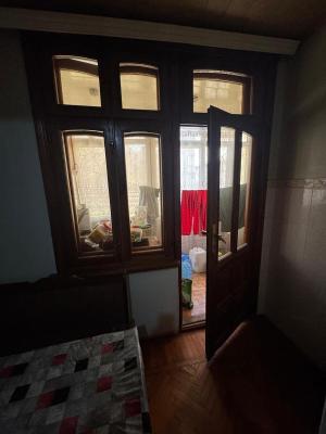 Bakı, köhnə tikili 3 otaqlı, satılır, 70 m²  , Nərimanov rayonu