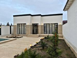 Bakı, həyət evi 4 otaqlı, satılır, 170 m² , 4.6 sot , Xəzər rayonu, Şüvəlan