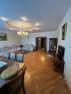 Bakı, yeni tikili 3 otaqlı, satılır, 132 m²  , Yasamal rayonu, Yasamal qəs.