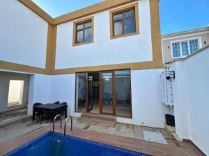 Bakı, həyət evi 4 otaqlı, satılır, 140 m² , 1.5 sot , Xəzər rayonu, Şüvəlan