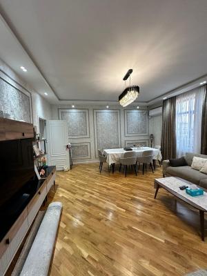 Bakı, yeni tikili 2 otaqlı, satılır, 100 m²  , Xətai rayonu