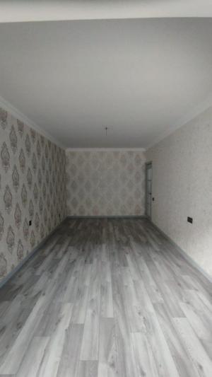 Bakı, köhnə tikili 4 otaqlı, satılır, 105 m²  , Binəqədi rayonu, 8-ci mikrorayon
