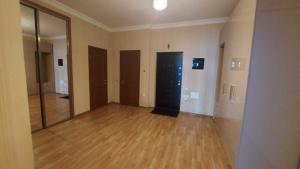 Bakı, yeni tikili 3 otaqlı, kirayə, 130 m²  , Binəqədi rayonu, 8-ci mikrorayon