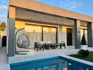 Bakı, həyət evi 5 otaqlı, satılır, 250 m² , 6 sot , Xəzər rayonu, Mərdəkan