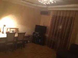 Bakı, köhnə tikili 2 otaqlı, satılır, 38 m²  , Səbail rayonu, Badamdar qəs.