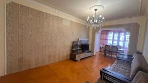 Bakı, köhnə tikili 3 otaqlı, kirayə, 85 m²  , Nərimanov rayonu