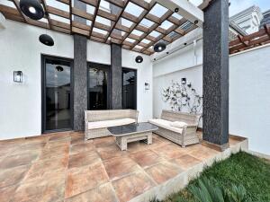 Bakı, həyət evi 5 otaqlı, satılır, 220 m² , 5 sot , Xəzər rayonu, Mərdəkan