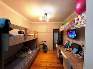 Bakı, köhnə tikili 3 otaqlı, satılır, 3 m²  , Nizami rayonu, 8-ci kilometr