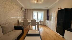 Bakı, köhnə tikili 3 otaqlı, satılır, 93 m²  , Səbail rayonu, Bayıl qəs.