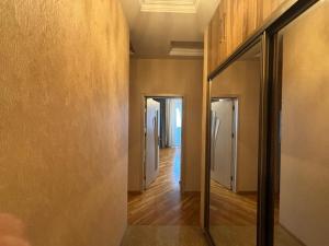 Bakı, köhnə tikili 3 otaqlı, satılır, 105 m²  , Yasamal rayonu, Yasamal qəs.