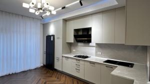 Bakı, yeni tikili 3 otaqlı, satılır, 140 m²  , Nizami rayonu