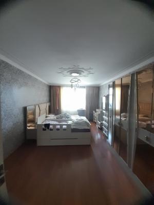 Bakı, köhnə tikili 3 otaqlı, satılır, 85 m²  , Nizami rayonu, 8-ci kilometr