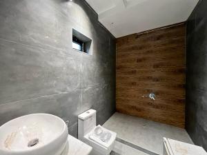 Bakı, həyət evi 4 otaqlı, satılır, 200 m² , 3.5 sot , Xəzər rayonu, Şimal qres