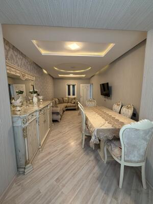 Sumqayıt, köhnə tikili 3 otaqlı, satılır, 72 m²  , 9-cu mikrorayon