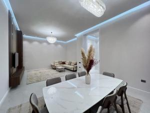 Bakı, həyət evi 5 otaqlı, satılır, 225 m² , 5.6 sot , Xəzər rayonu, Mərdəkan