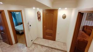 Bakı, köhnə tikili 2 otaqlı, günlük kirayə, 75 m²  , Səbail rayonu