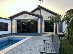 Bakı, həyət evi 4 otaqlı, satılır, 140 m² , 3 sot , Xəzər rayonu, Şüvəlan