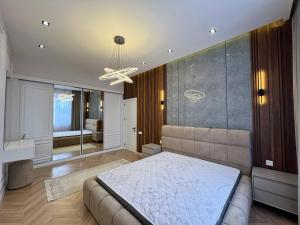 Bakı, həyət evi 5 otaqlı, satılır, 360 m² , 8 sot , Xəzər rayonu, Şüvəlan