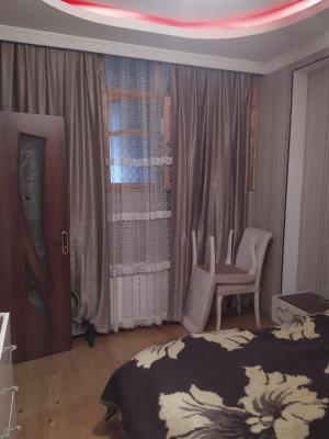 Bakı, yeni tikili 3 otaqlı, satılır, 77 m²  , Suraxanı rayonu, Qaraçuxur qəs.