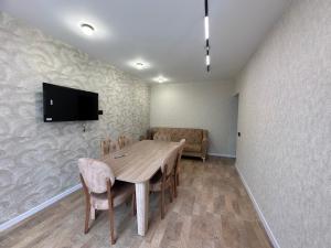 Bakı, köhnə tikili 2 otaqlı, satılır, 60 m²  , Xətai rayonu, Əhmədli