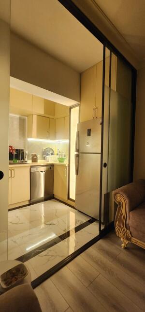 Bakı, köhnə tikili 3 otaqlı, satılır, 65 m²  , Binəqədi rayonu, 8-ci mikrorayon