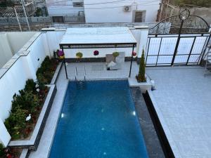 Bakı, həyət evi 4 otaqlı, satılır, 200 m² , 2.5 sot , Xəzər rayonu, Mərdəkan
