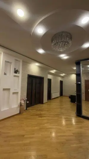 3 комната старое здание, арендовать, 150 m², Бакы, Нәсими рајону