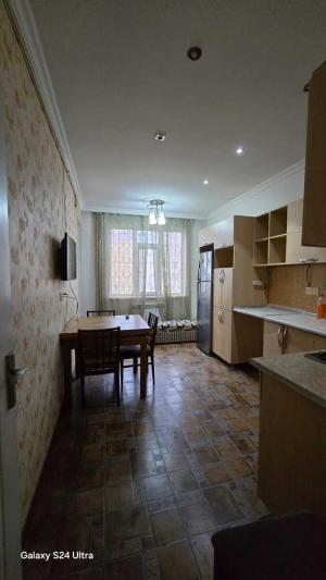Xırdalan, yeni tikili 2 otaqlı, satılır, 70 m²  