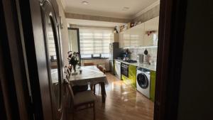 Bakı, yeni tikili 2 otaqlı, satılır, 65 m²  , Suraxanı rayonu, Qaraçuxur qəs.