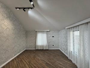 Bakı, həyət evi 4 otaqlı, satılır, 190 m² , 4 sot , Xəzər rayonu, Mərdəkan