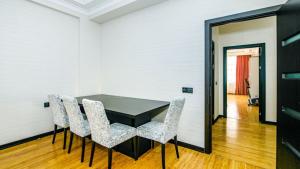 Bakı, yeni tikili 3 otaqlı, kirayə, 135 m²  , Yasamal rayonu, Yasamal qəs.