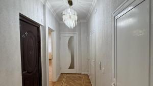 Bakı, köhnə tikili 2 otaqlı, satılır, 60 m²  , Nizami rayonu, 8-ci kilometr