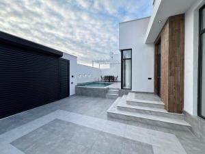 Bakı, həyət evi 4 otaqlı, satılır, 140 m² , 2.5 sot , Xəzər rayonu, Mərdəkan