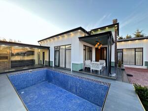 Bakı, həyət evi 4 otaqlı, satılır, 170 m² , 4.5 sot , Xəzər rayonu, Şüvəlan