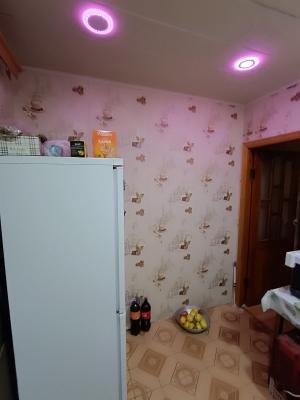 Sumqayıt, köhnə tikili 2 otaqlı, satılır, 46 m²  , 2-ci mikrorayon