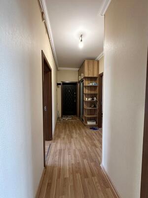Bakı, köhnə tikili 3 otaqlı, satılır, 68 m²  , Nizami rayonu, 8-ci kilometr