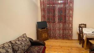 Bakı, köhnə tikili 2 otaqlı, kirayə, 60 m²  , Nərimanov rayonu