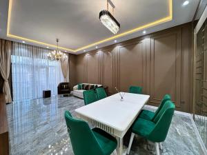 Bakı, həyət evi 5 otaqlı, satılır, 250 m² , 7 sot , Xəzər rayonu, Mərdəkan