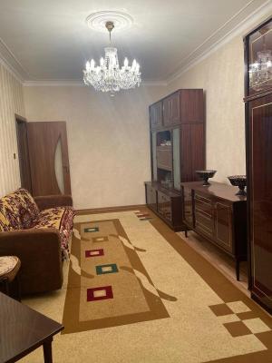 Bakı, köhnə tikili 4 otaqlı, satılır, 100 m²  , Xətai rayonu, Köhnə günəşli qəs.