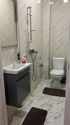2 комната старое здание, посуточная аренда, 69 m², Бакы, Сәбаил рајону