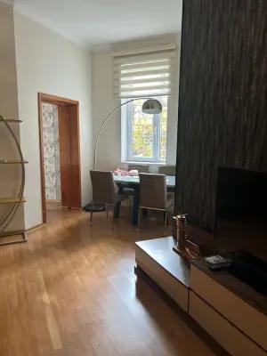 Bakı, köhnə tikili 2 otaqlı, kirayə, 60 m²  , Nəsimi rayonu