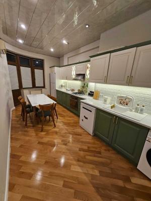 Bakı, yeni tikili 3 otaqlı, satılır, 130 m²  , Nəsimi rayonu