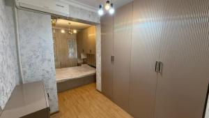 Bakı, köhnə tikili 3 otaqlı, satılır, 63 m²  , Nizami rayonu, 8-ci kilometr