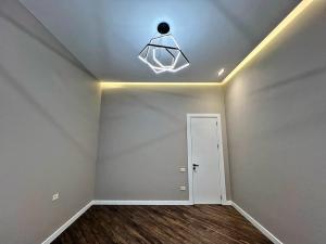 Bakı, bağ/həyət evi 5 otaqlı, satılır, 260 m² , 8 sot , Xəzər rayonu, Mərdəkan