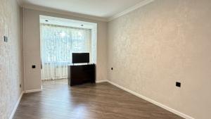 Bakı, köhnə tikili 3 otaqlı, satılır, 85 m²  , Sabunçu rayonu, Bakıxanov qəs.