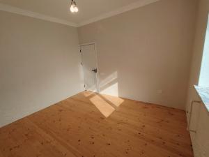 Bakı, həyət evi 5 otaqlı, satılır, 180 m² , 1.5 sot , Binəqədi rayonu, Biləcəri qəs.