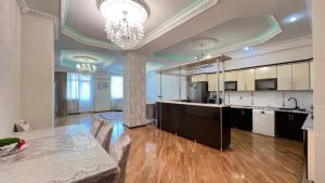 Bakı, yeni tikili 3 otaqlı, satılır, 177 m²  , Nəsimi rayonu