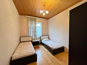 Bakı, həyət evi 5 otaqlı, satılır, 170 m² , 6 sot , Xəzər rayonu, Şüvəlan