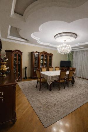 Bakı, yeni tikili 4 otaqlı, satılır, 150 m²  , Nəsimi rayonu, 3-cü mikrorayon