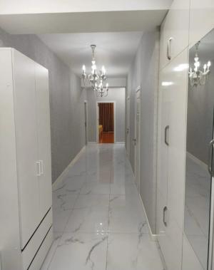 Bakı, yeni tikili 3 otaqlı, satılır, 110 m²  , Yasamal rayonu, Yeni Yasamal qəs.